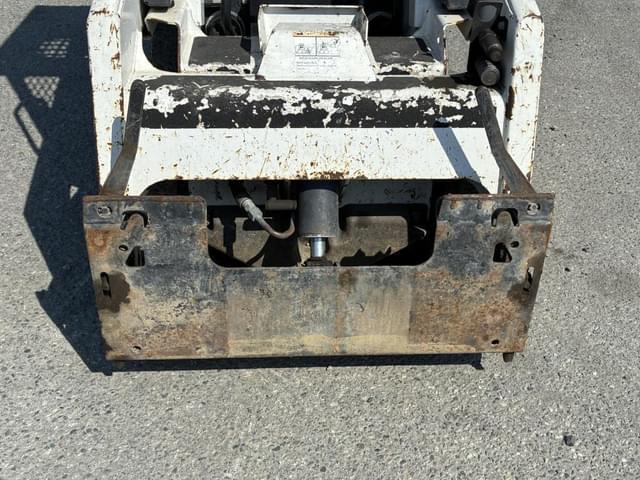 Image of Bobcat S70 equipment image 4