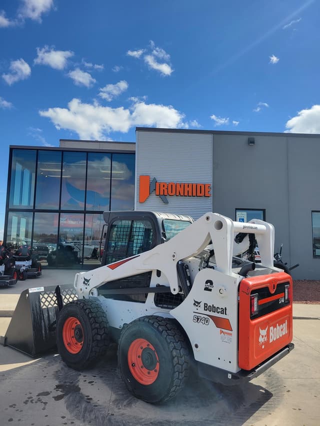 Image of Bobcat S740 equipment image 3