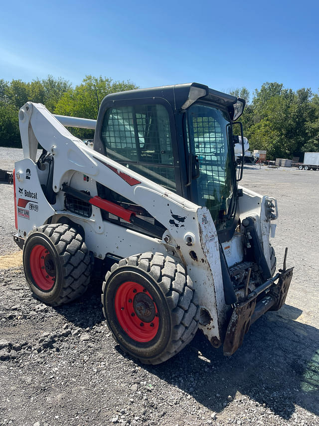 Image of Bobcat S740 equipment image 4