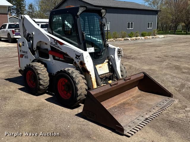 Image of Bobcat S740 equipment image 2