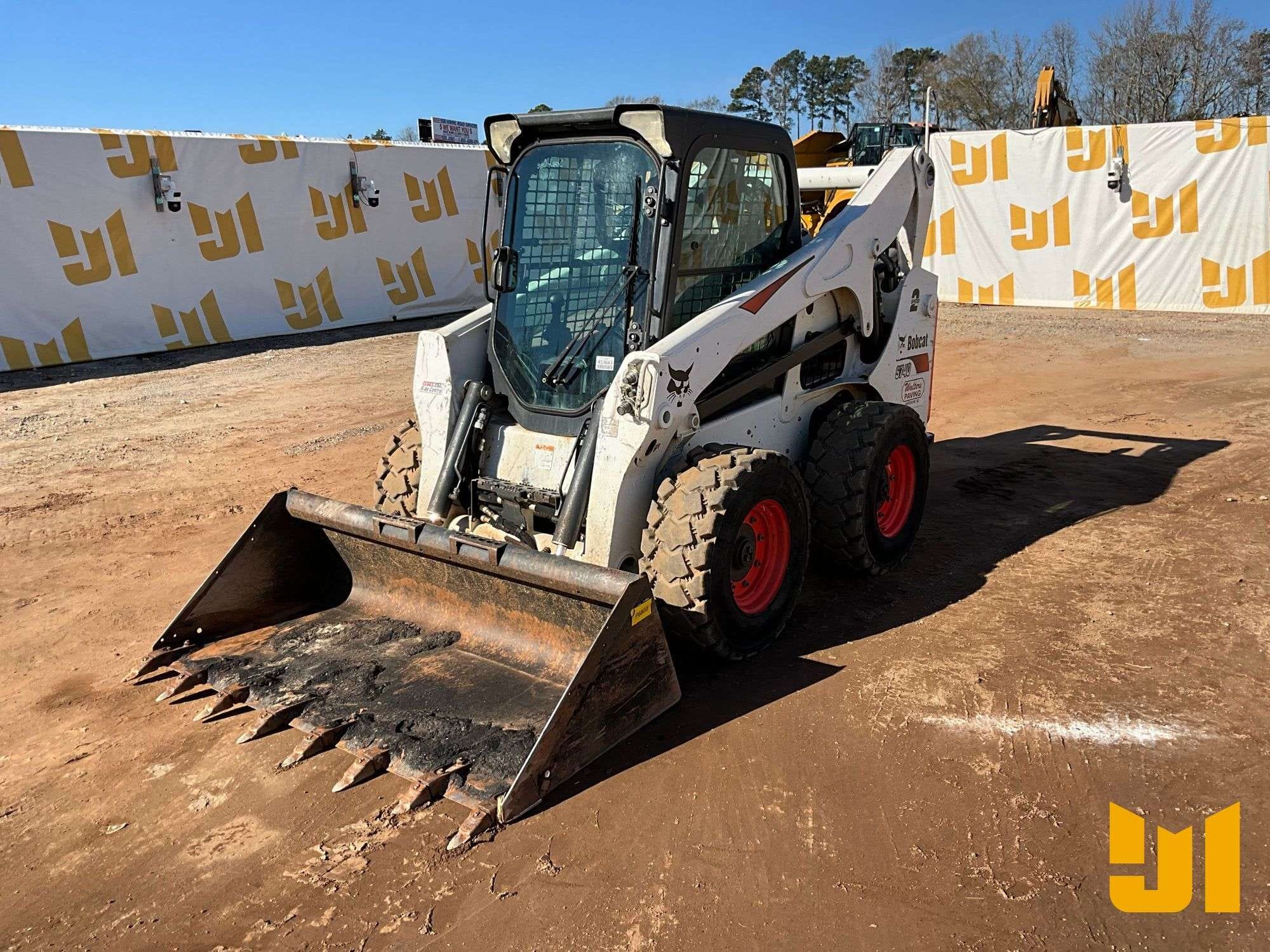 2018 Bobcat S740 Equipment Image0