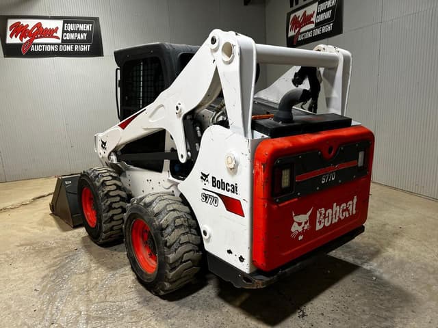 Image of Bobcat S770 equipment image 2