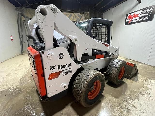 Image of Bobcat S850 equipment image 4