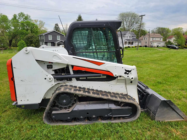 Image of Bobcat T550 equipment image 3