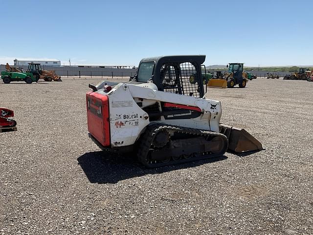 Image of Bobcat T550 equipment image 2