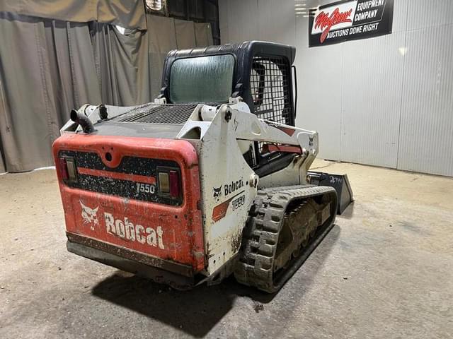 Image of Bobcat T550 equipment image 4