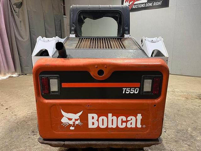 Image of Bobcat T550 equipment image 3