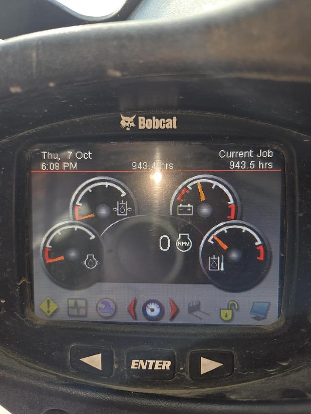 Image of Bobcat T590 equipment image 1