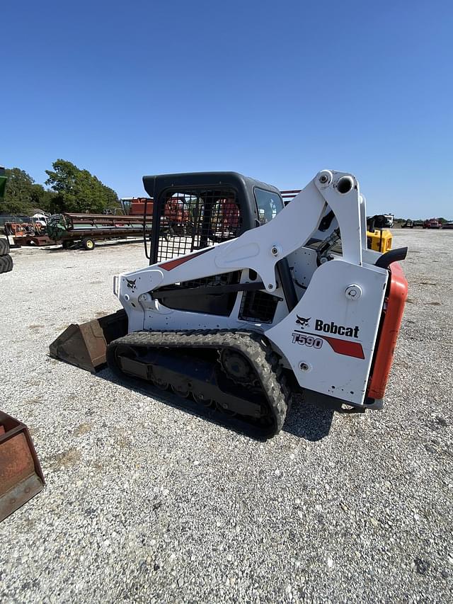 Image of Bobcat T590 equipment image 2