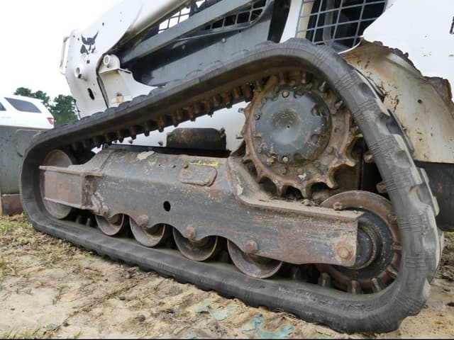 Image of Bobcat T590 equipment image 4