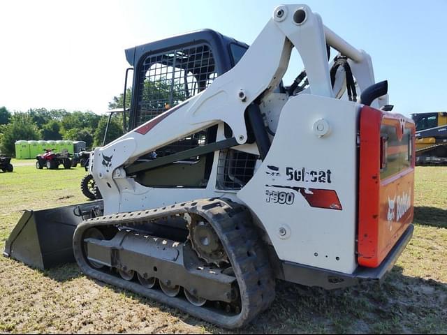 Image of Bobcat T590 equipment image 3