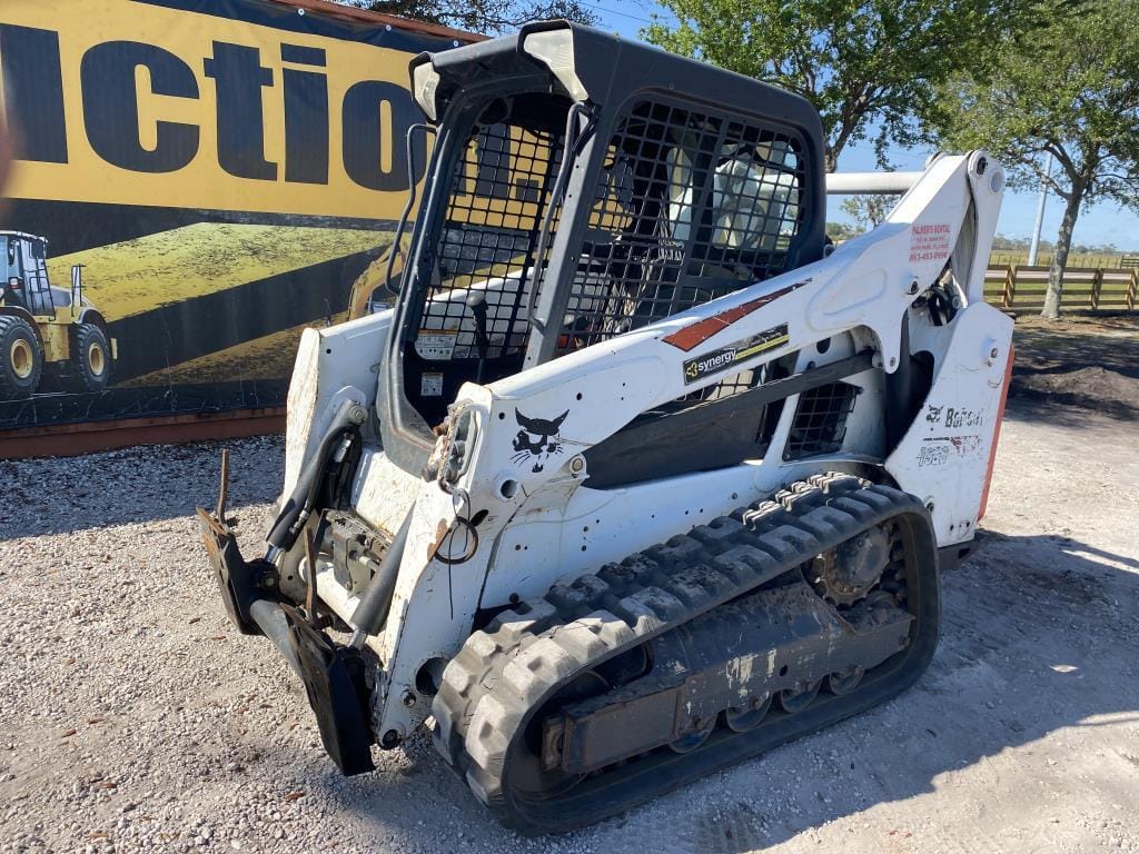 Main image Bobcat T590