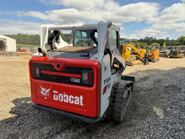 Image of Bobcat T590 equipment image 3