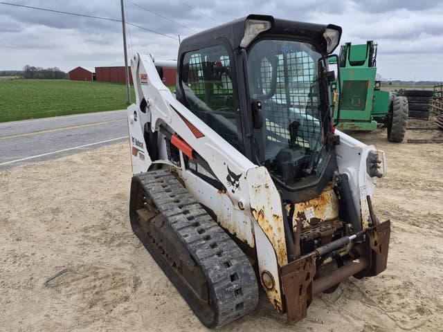 Image of Bobcat T590 equipment image 4