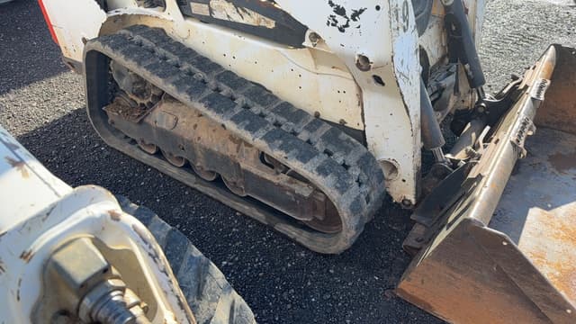 Image of Bobcat T590 equipment image 4