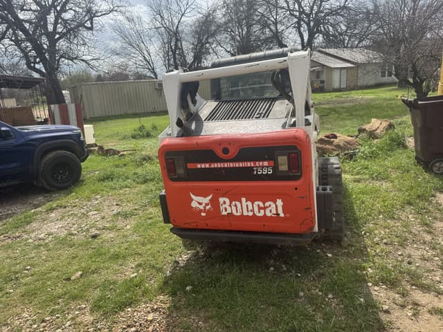 Image of Bobcat T595 equipment image 4