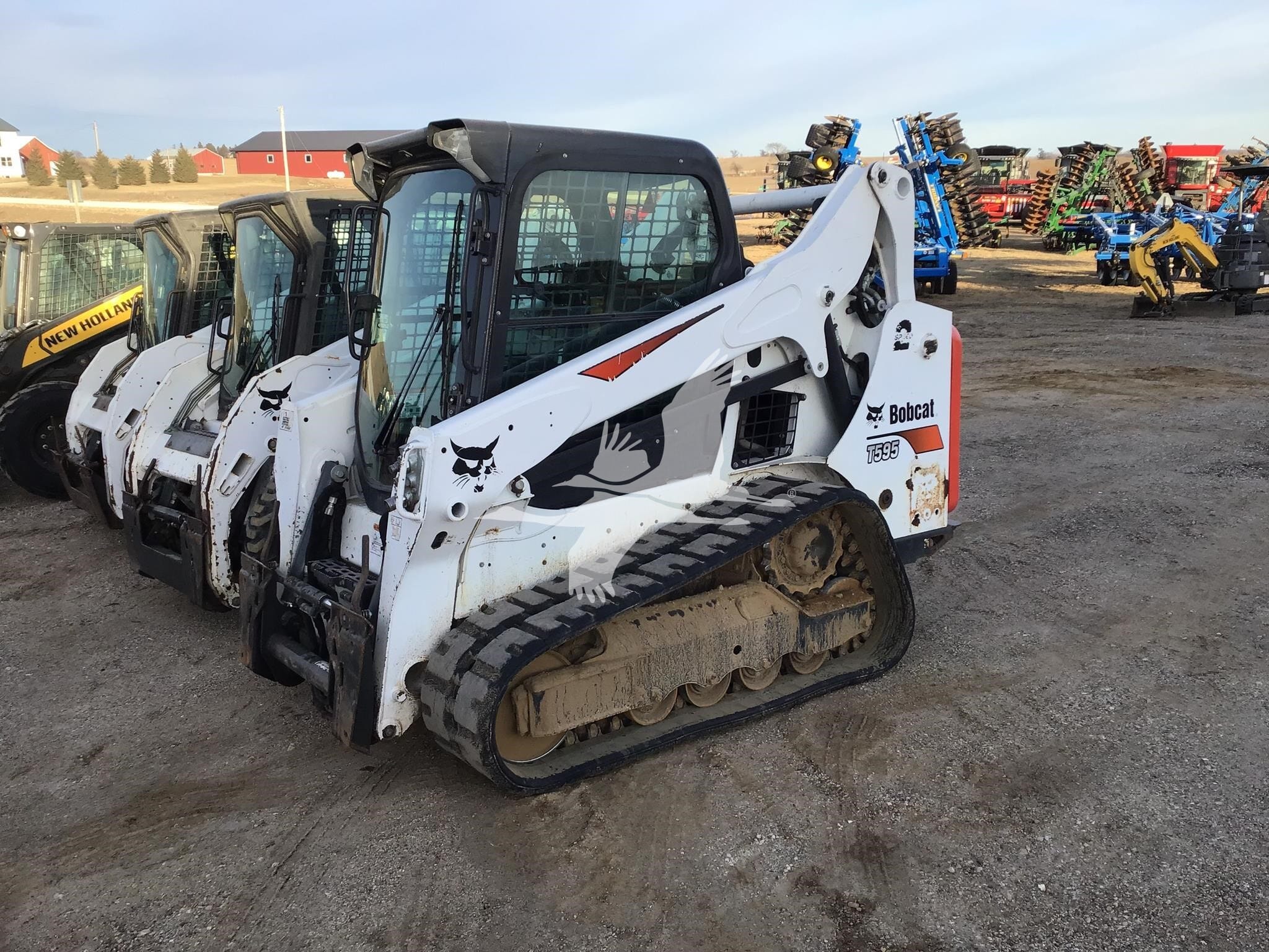 2018 Bobcat T595 Equipment Image0