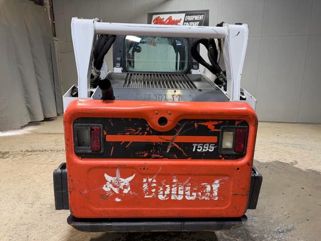 Image of Bobcat T595 equipment image 3