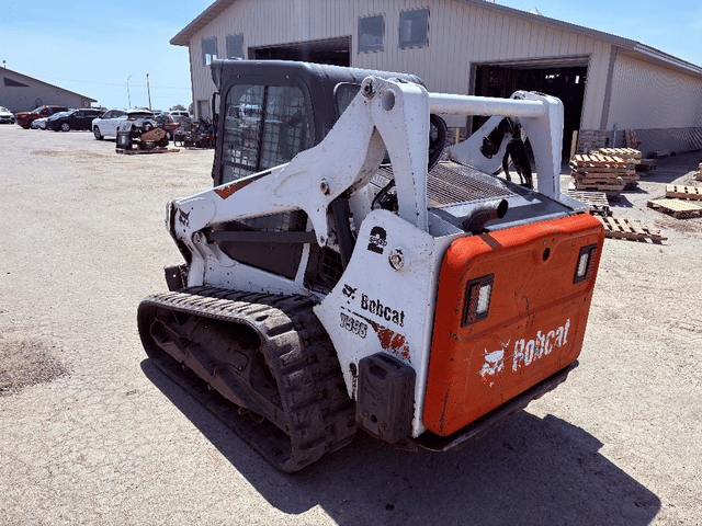 Image of Bobcat T595 equipment image 3