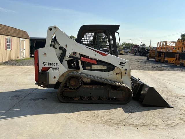 Image of Bobcat T595 equipment image 4