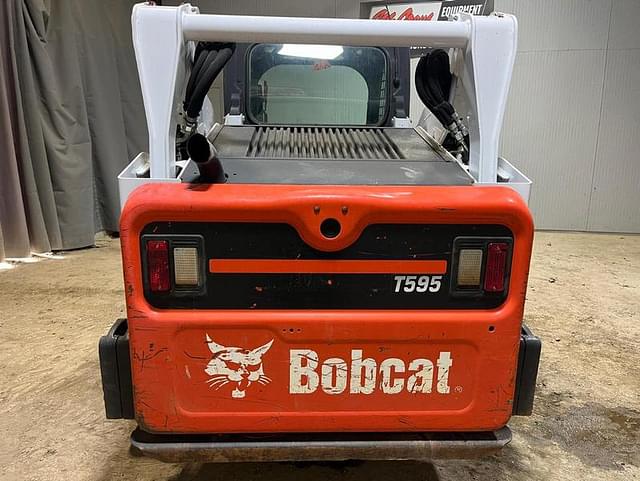 Image of Bobcat T595 equipment image 3