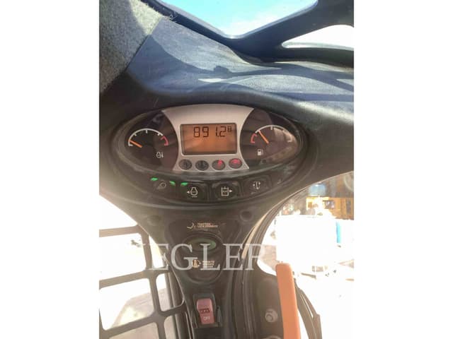 Image of Bobcat T630 equipment image 4