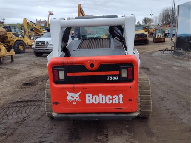 Image of Bobcat T650 equipment image 3