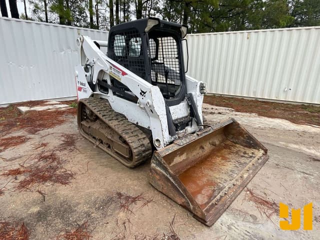 Image of Bobcat T650 equipment image 2
