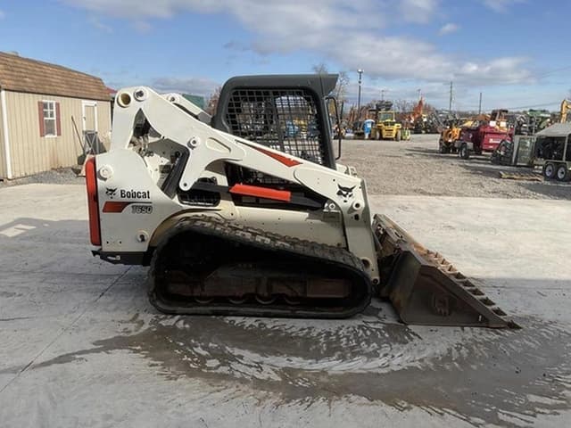 Image of Bobcat T650 equipment image 4