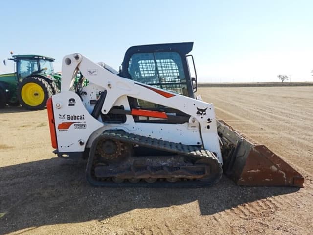 Image of Bobcat T650 equipment image 3