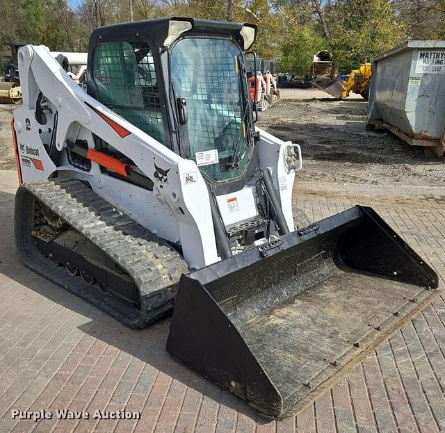 Image of Bobcat T650 equipment image 2