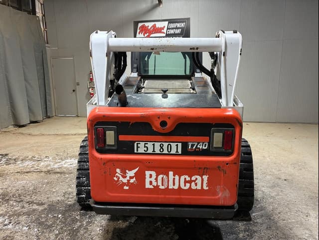 Image of Bobcat T740 equipment image 3