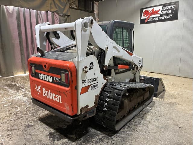 Image of Bobcat T740 equipment image 4