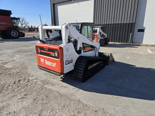 Image of Bobcat T740 equipment image 4