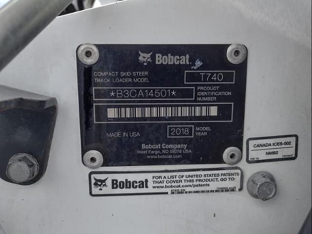 Image of Bobcat T740 equipment image 4