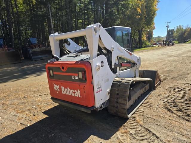 Image of Bobcat T740 equipment image 3