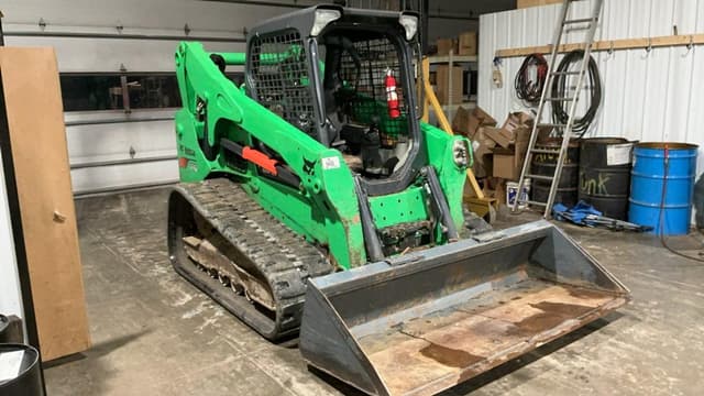 Image of Bobcat T740 equipment image 4