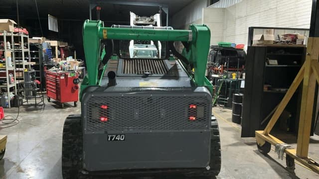 Image of Bobcat T740 equipment image 2