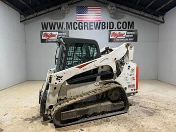 Main image Bobcat T740
