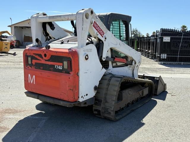 Image of Bobcat T740 equipment image 2