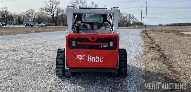 Image of Bobcat T740 equipment image 3