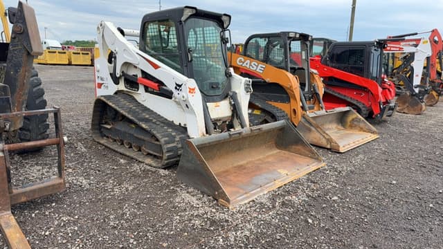 Image of Bobcat T740 equipment image 2