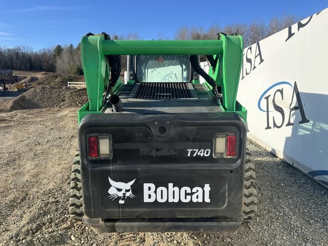 Image of Bobcat T740 equipment image 3
