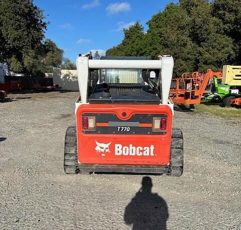 Image of Bobcat T770 equipment image 4