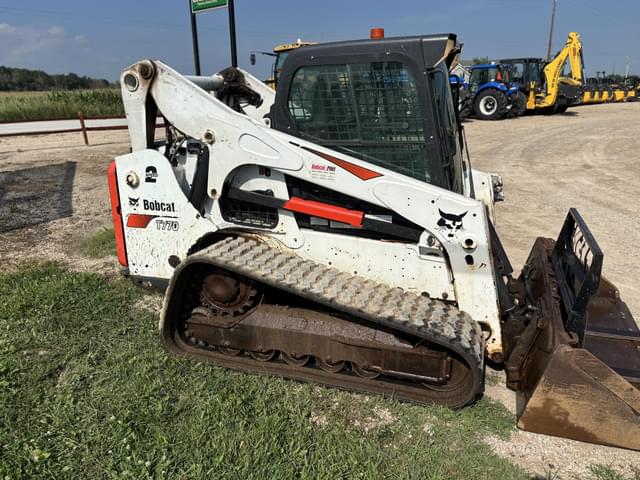 Image of Bobcat T770 equipment image 4
