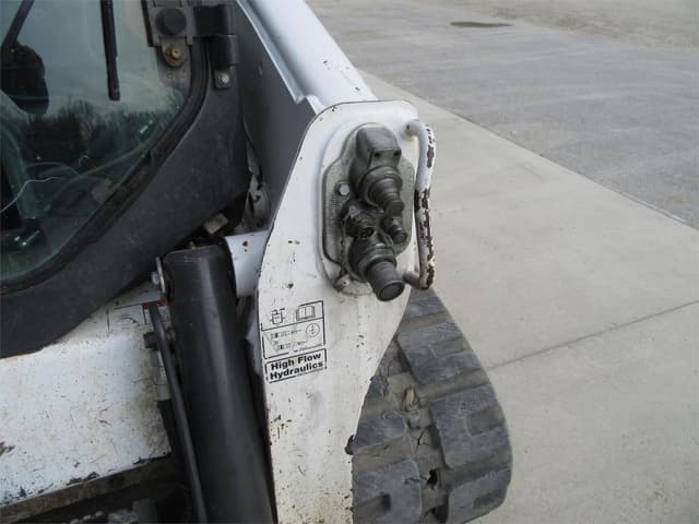 Image of Bobcat T770 equipment image 2