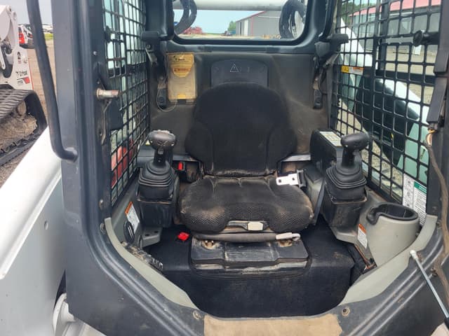 Image of Bobcat T770 equipment image 4