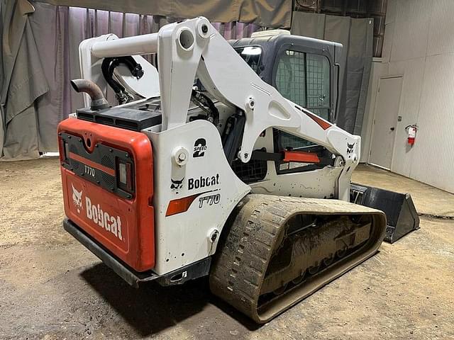 Image of Bobcat T770 equipment image 4