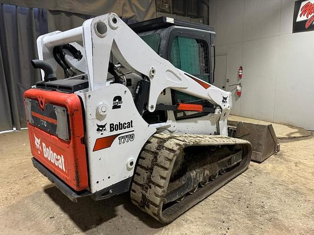 Image of Bobcat T770 equipment image 4