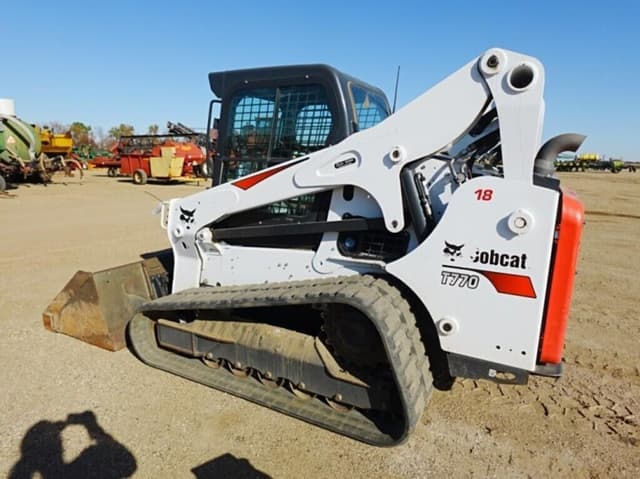 Image of Bobcat T770 equipment image 3